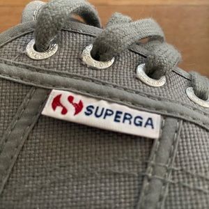 Superga Sneakers